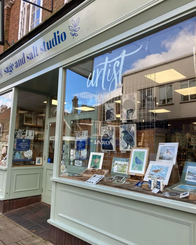 🌟I am thrilled to be Artist of the Week! 🌟 Discover my stunning mixed-media creations, celebrating the beauty of nature. 🦅✨ #ArtistOfTheWeek Don’t miss  a fabulous opportunity to see my nature inspired work on display in the window of Sage & Salt Studio, Petersfield, all this week - until Friday 25/10/24.Come along and visit the gallery to see my work in person!#SandraHeathArt #sageandsaltstudio #mixedmediaartwork